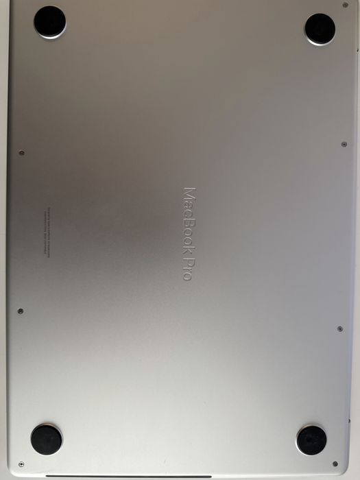 Laptop MacBook pro M3 16gb 1 TB