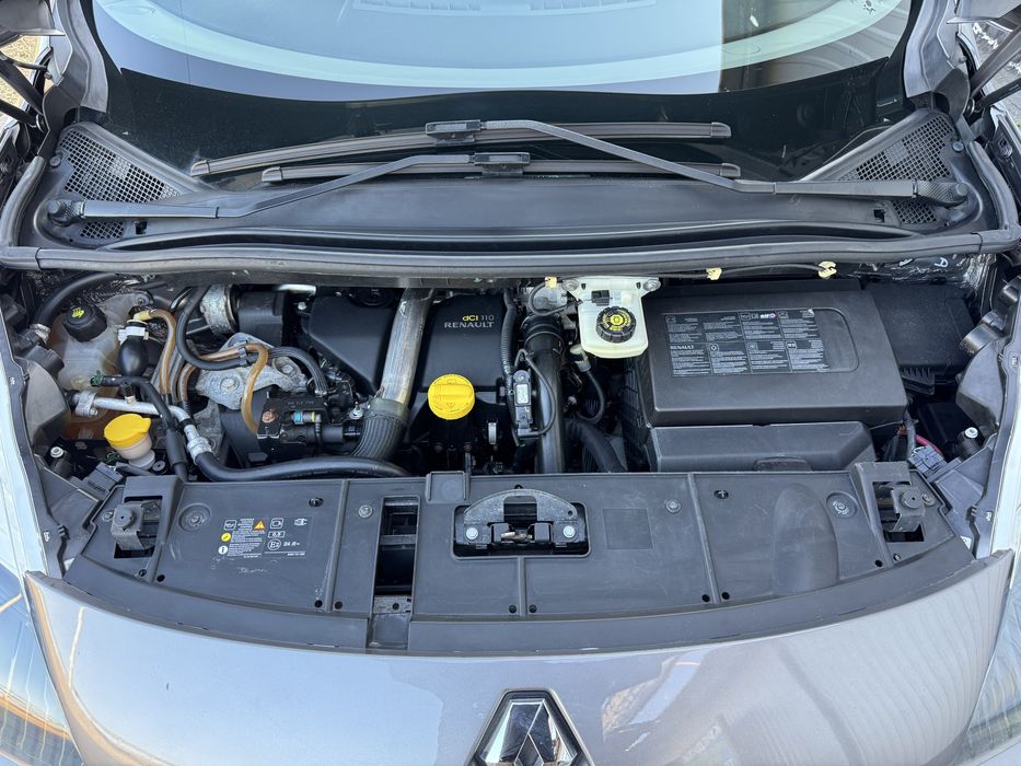 Renault Grand Senic 1.5 dci автомат з Швейцарії