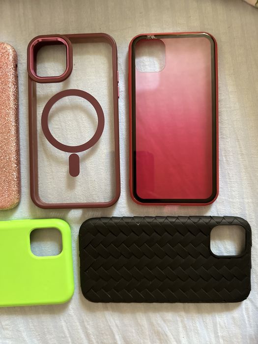 Чохли для Iphone 11