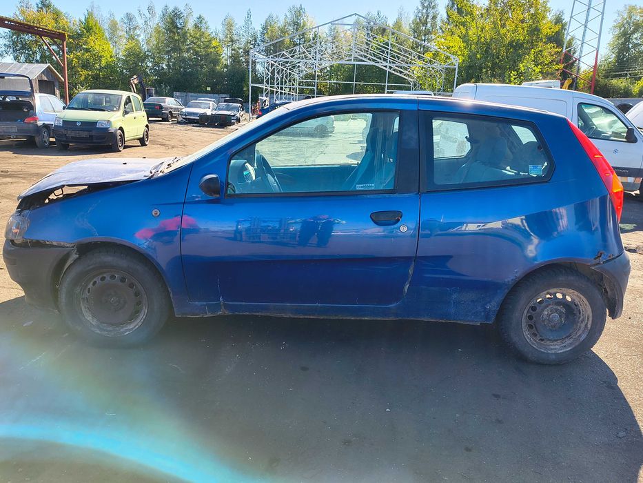 Fiat Punto 2000r. 1,2 - na części.