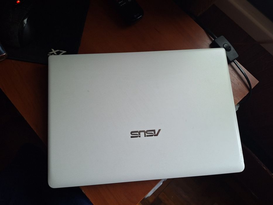 Ноутбук Asus x401a с неисправностями