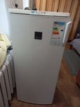 Продам морозильну камеру Zanussi бу
