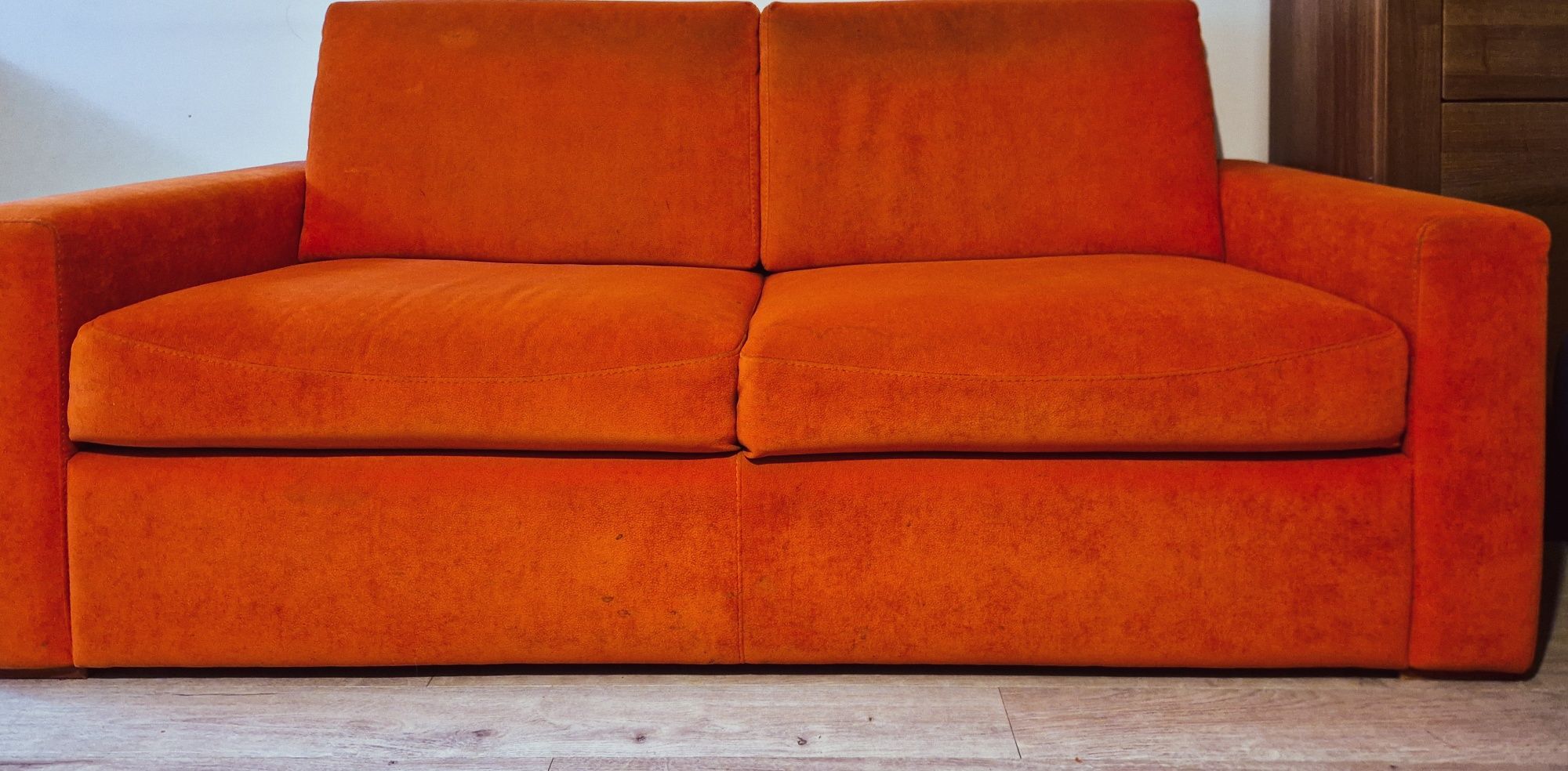 Sofa pomaranczowa + GRATIS 2 fotele