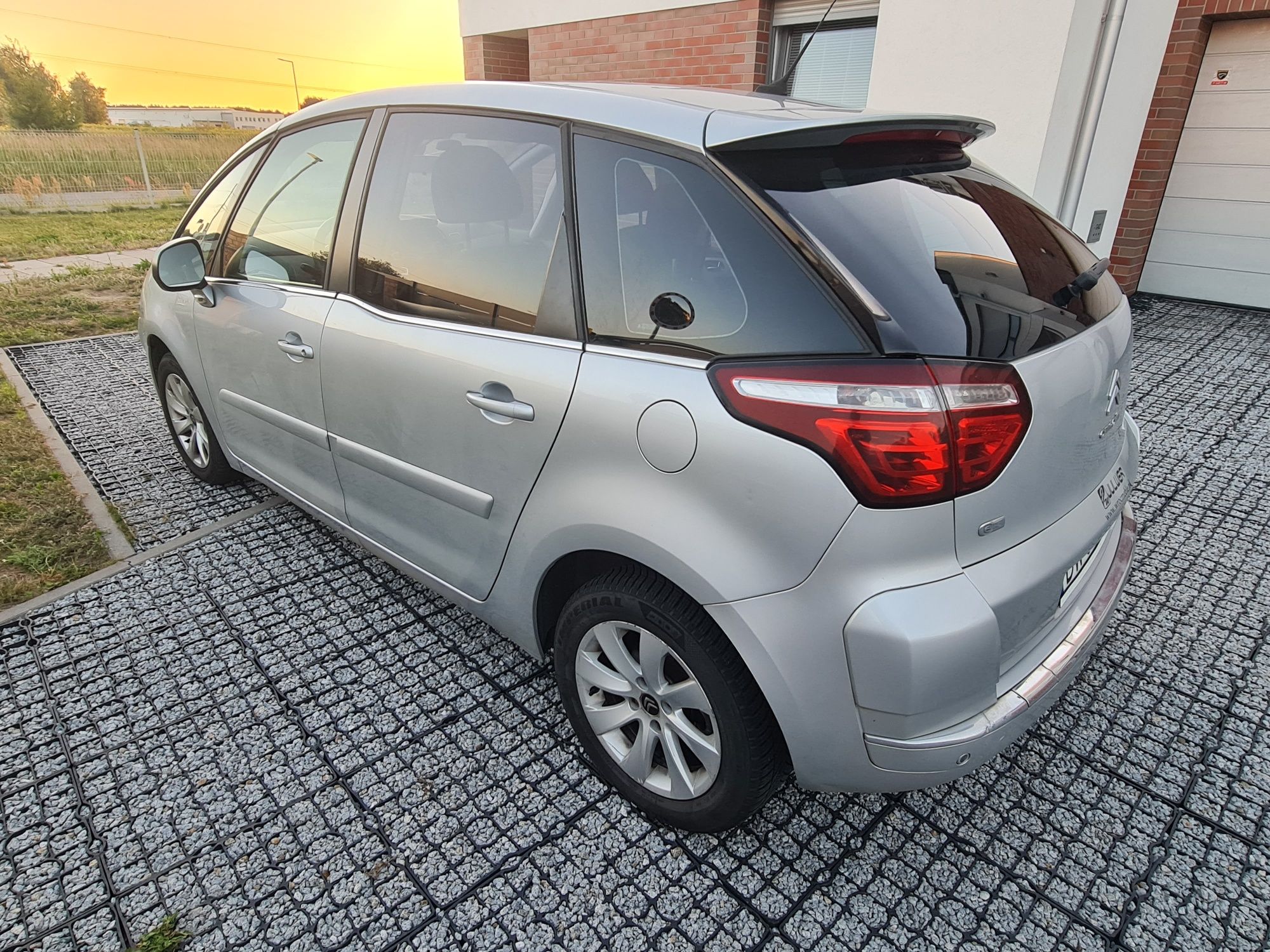 C4 Picasso bogate wyposażenie