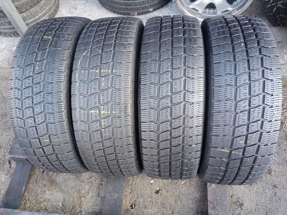 215 65 r16c Vredestein 2019p