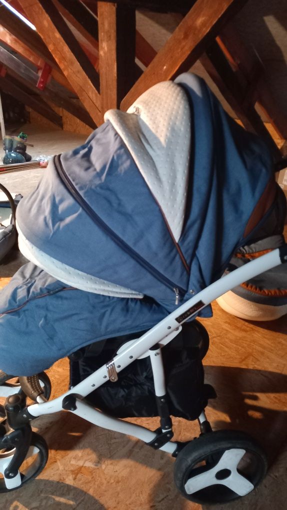 Sprzedam Wózek 3 w 1