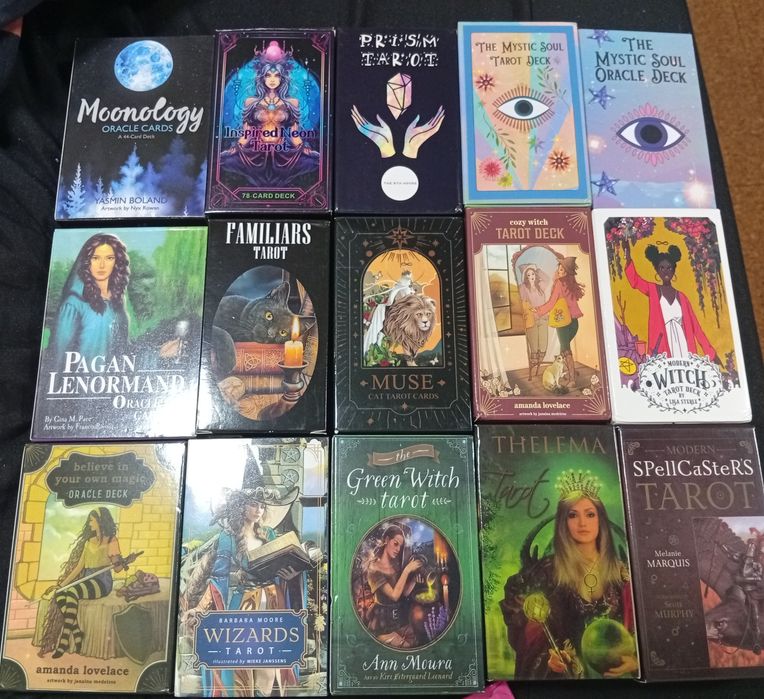 Oráculos Tarot e Lenormand Baralho Cigano