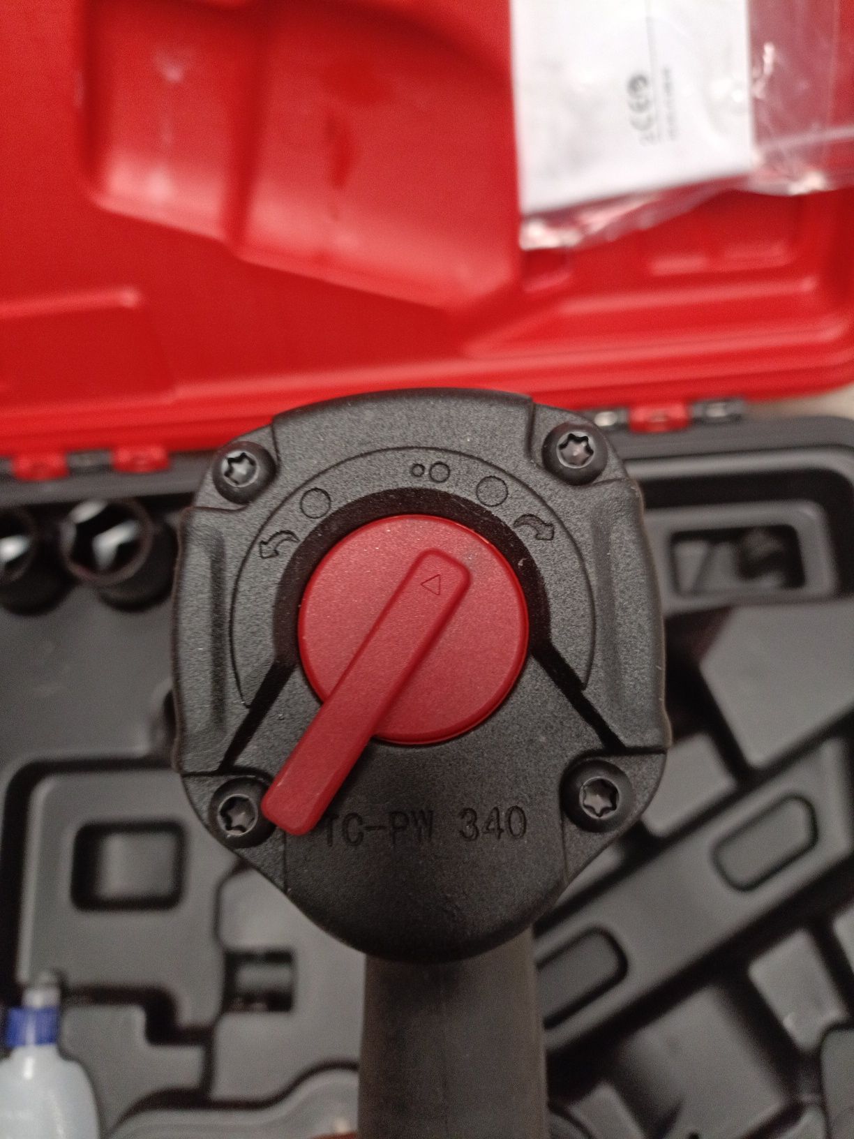 Einhell TC-PW 340 гайковерт пневматичний + головки + кейс