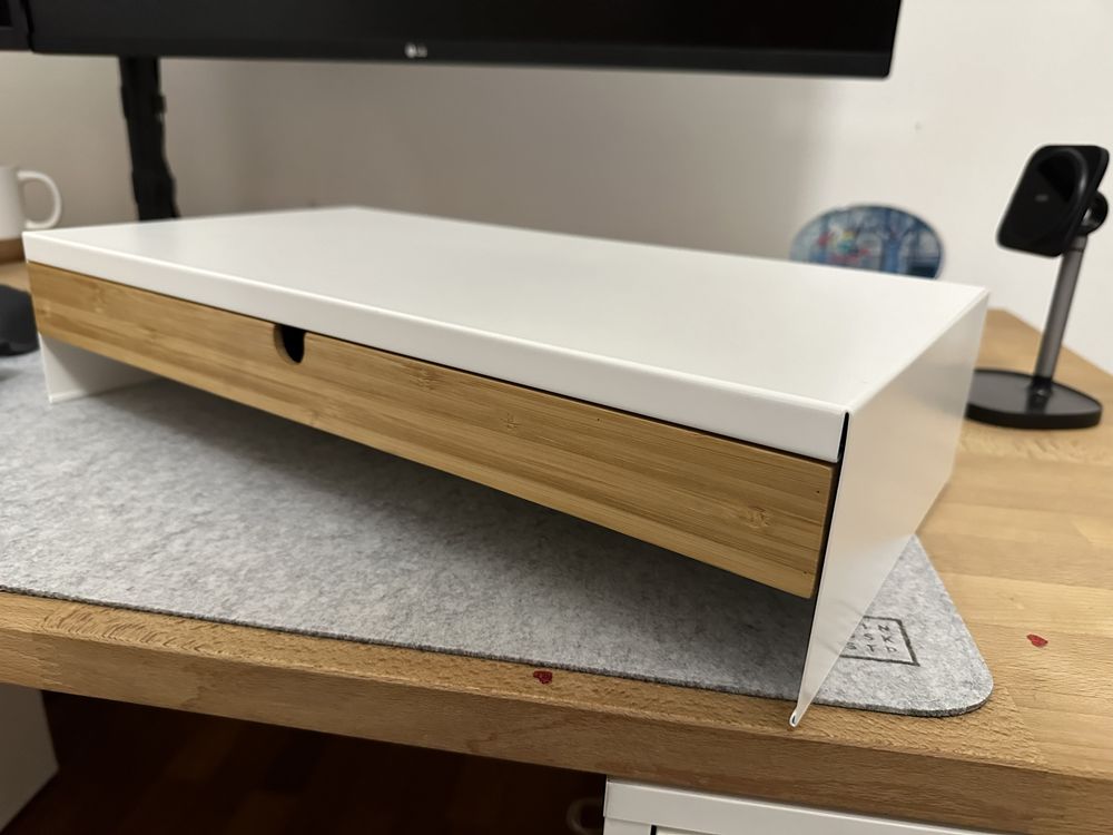 Suporte Monitor IKEA ELLOVEN