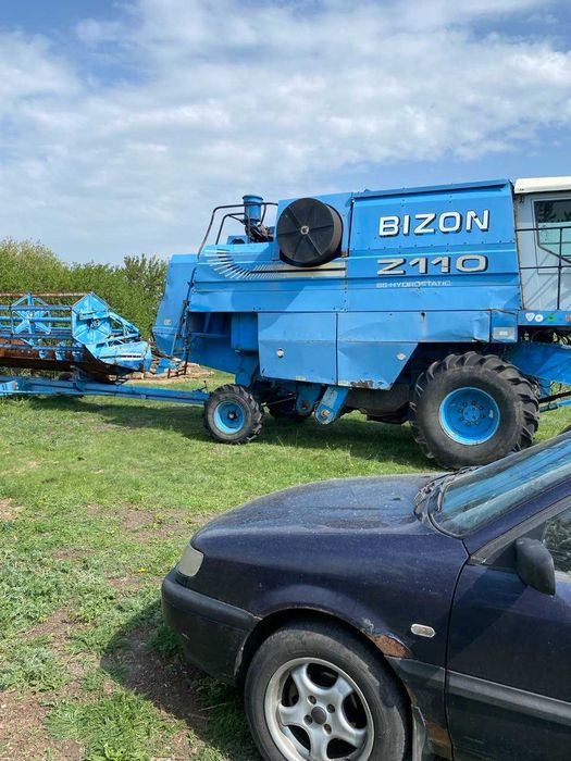 Bizon z110 комбайн зернозбиральний бізон