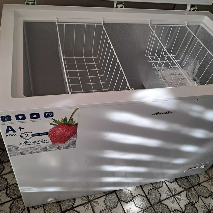 Морозильная камера  ларь Arctic  AML-325