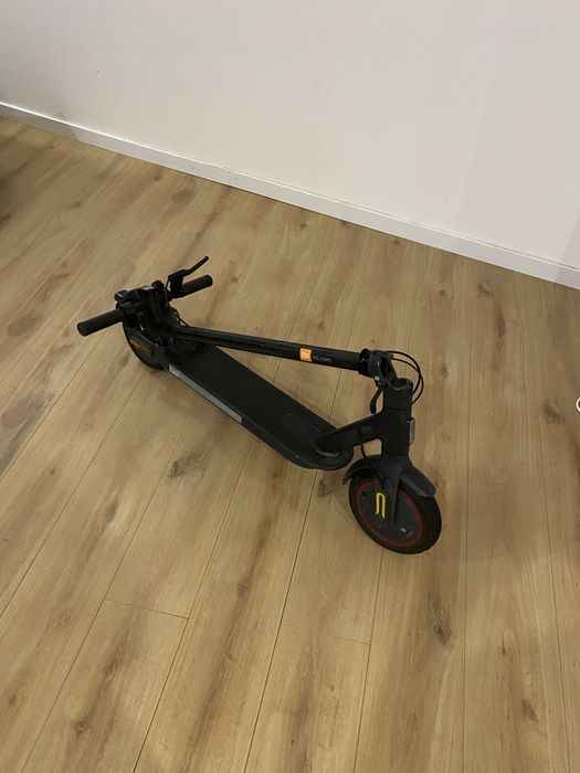 Trotinete Eletrica/ Eletric Scooter