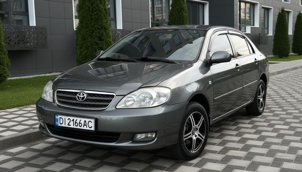 Автомобіль Toyota Corolla