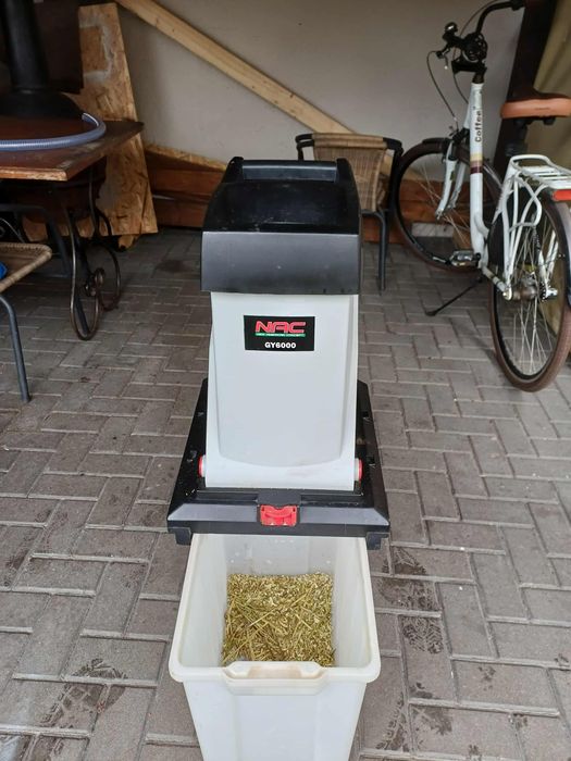 Rozdrabniacz do gałęzi NAC GY6000