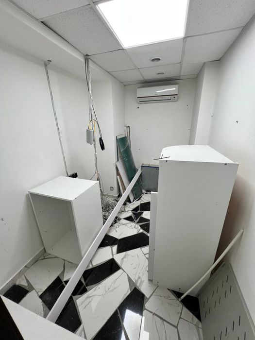 Сдам офис на 9 кабиентов с ремонтом , Центр