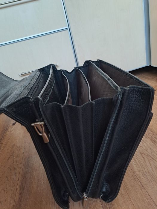 Портфель чоловічий шкіряний з ключем