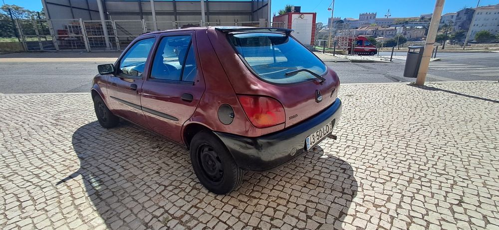 Vendo ford fiesta 1.3