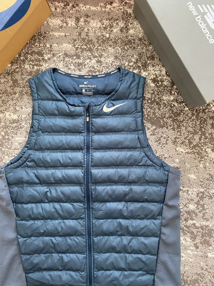 Жилетка Nike Бігова