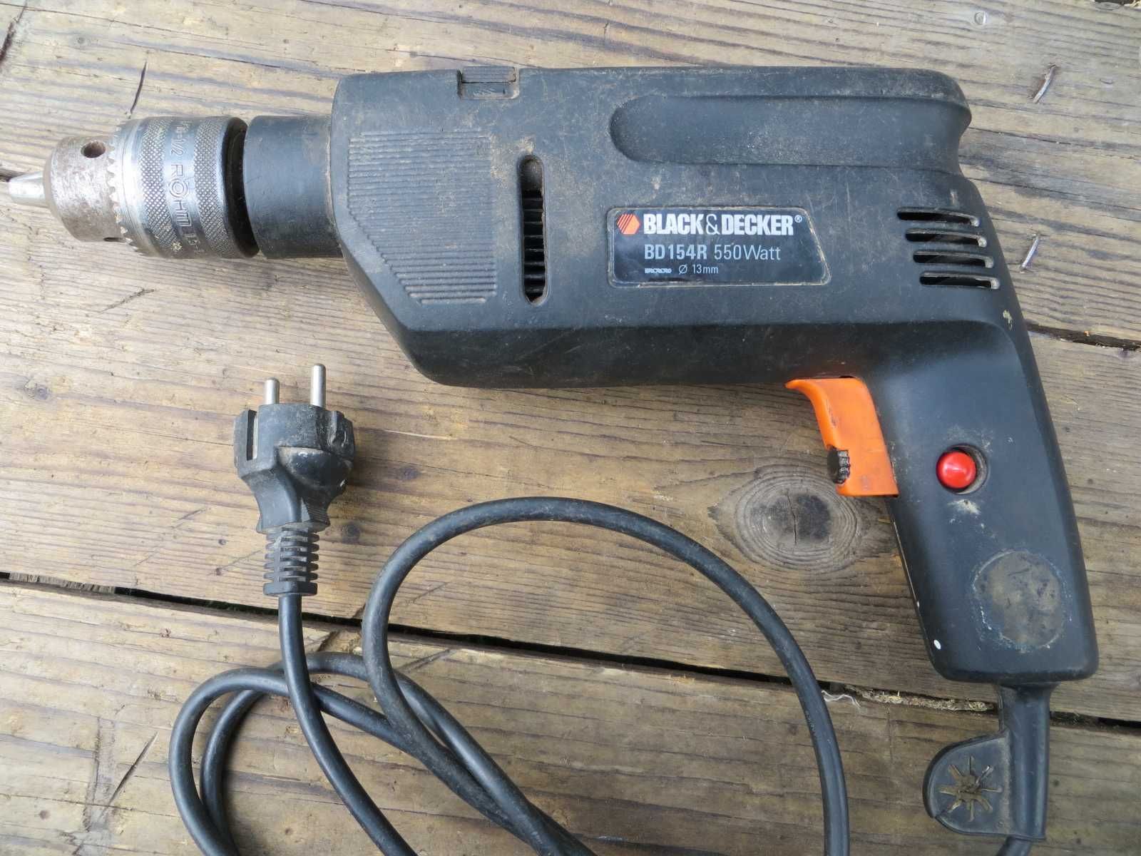 Дрель ударна Black & Decker BD154R made in England