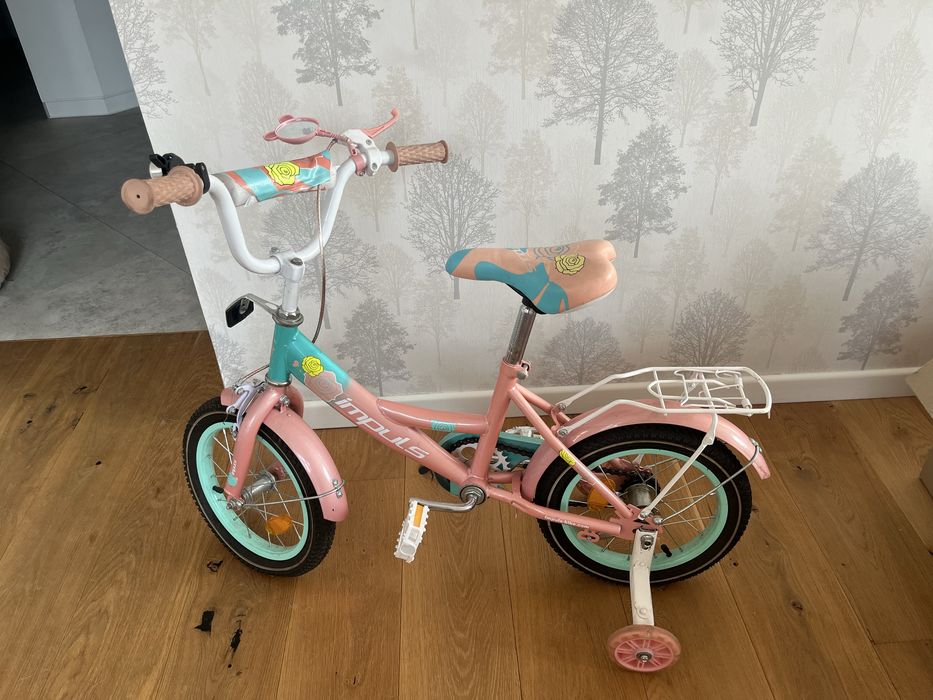 Дитячий дівчачий велосипед з 4-5 років