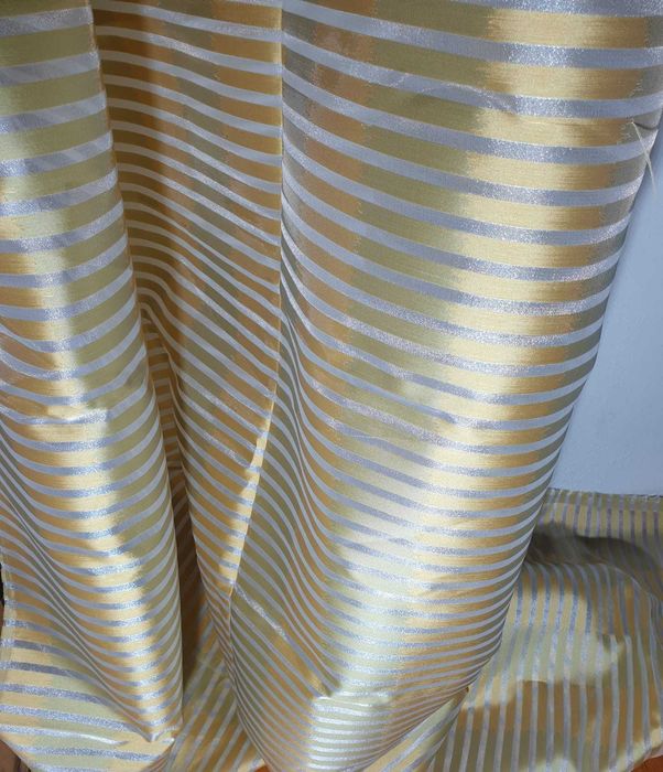 Dwa kawałki materiału na firankę lub zasłony 150x390 i 150x350