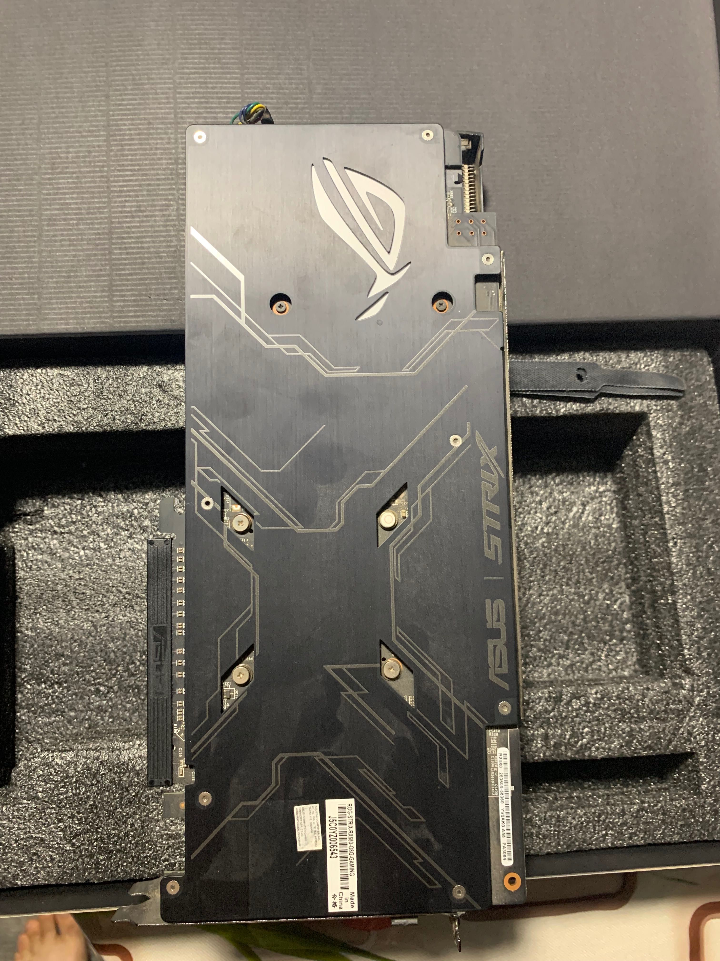 Asus ROG Strix RX 580 8 ГБ — як нова, з коробкою та чеками