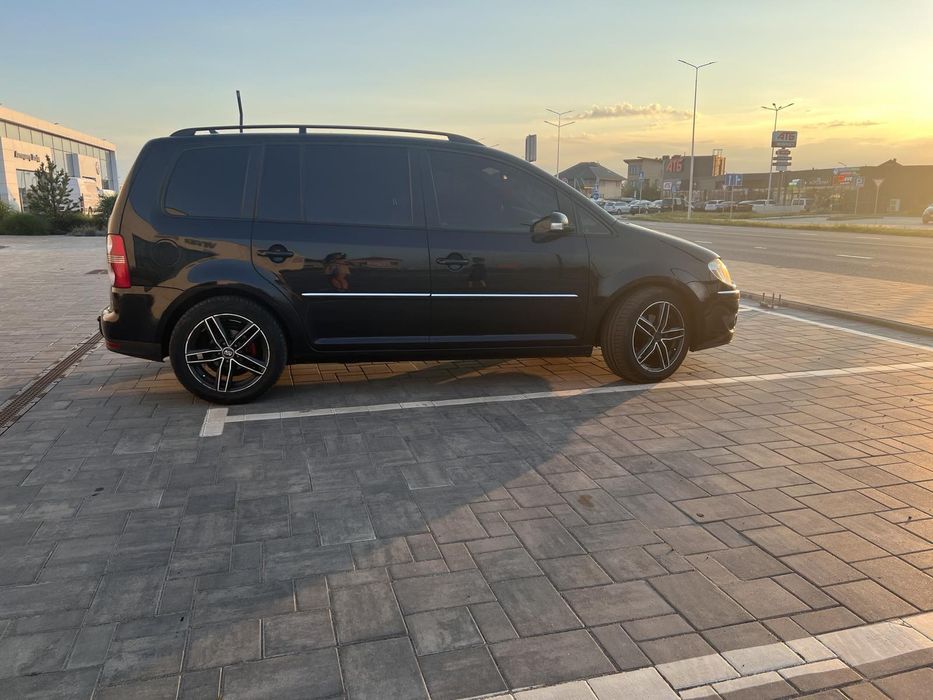 Volkswagen Touran 2007p. акпп 2.0tdi новий демрфер