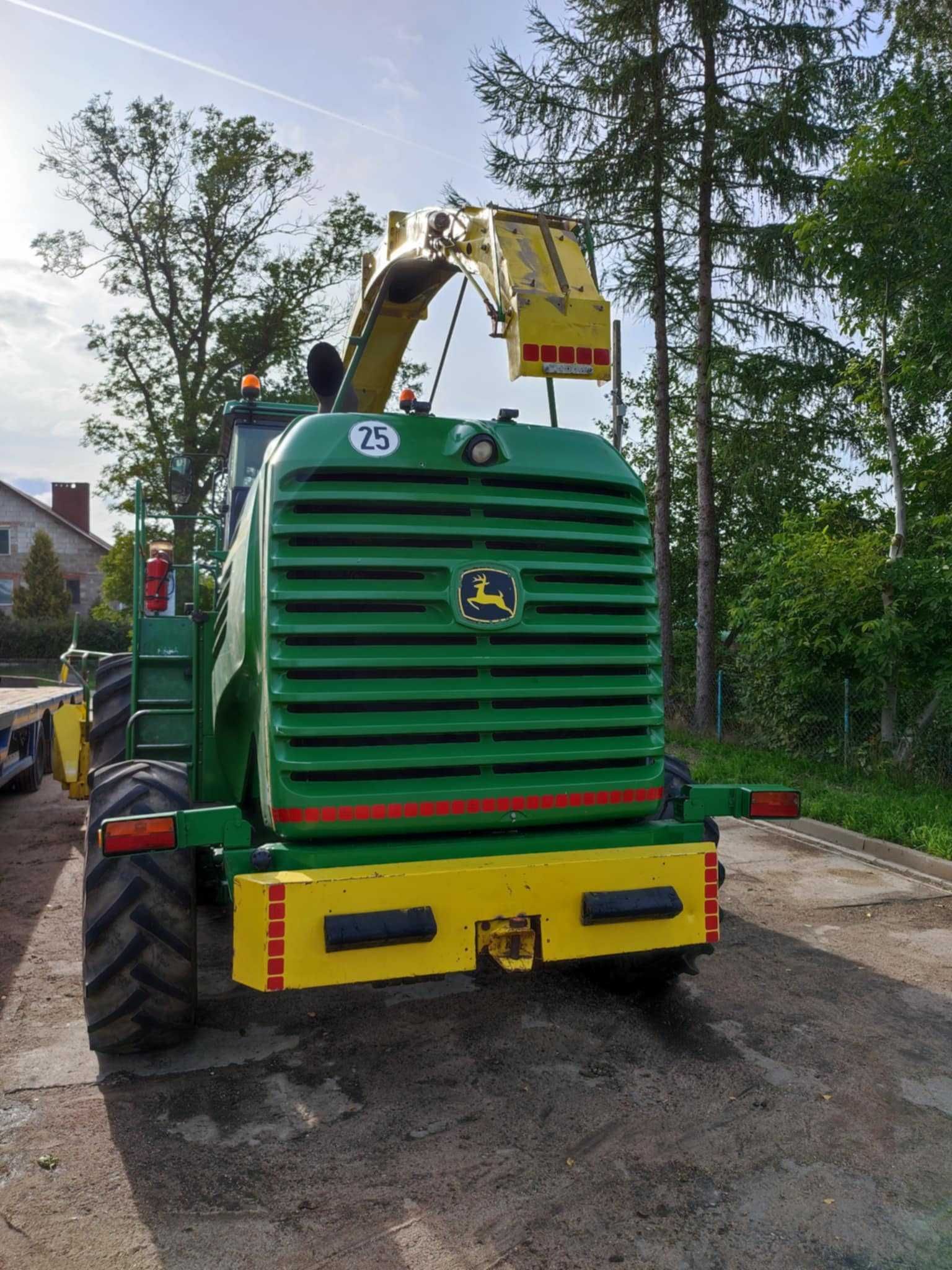 Sieczkarnia John Deere 7300