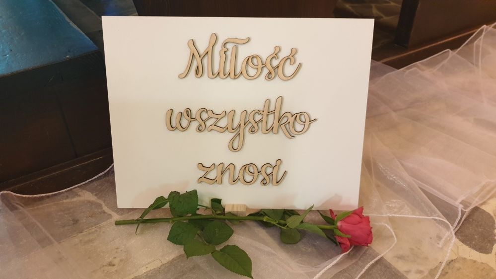 Tablice do Kościoła, dekoracja kościoła, Miłość cierpliwa jest