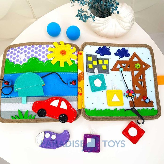 М’яка книжка-бізіборд Оленятко 12активностей Розвиток дрібної моторики