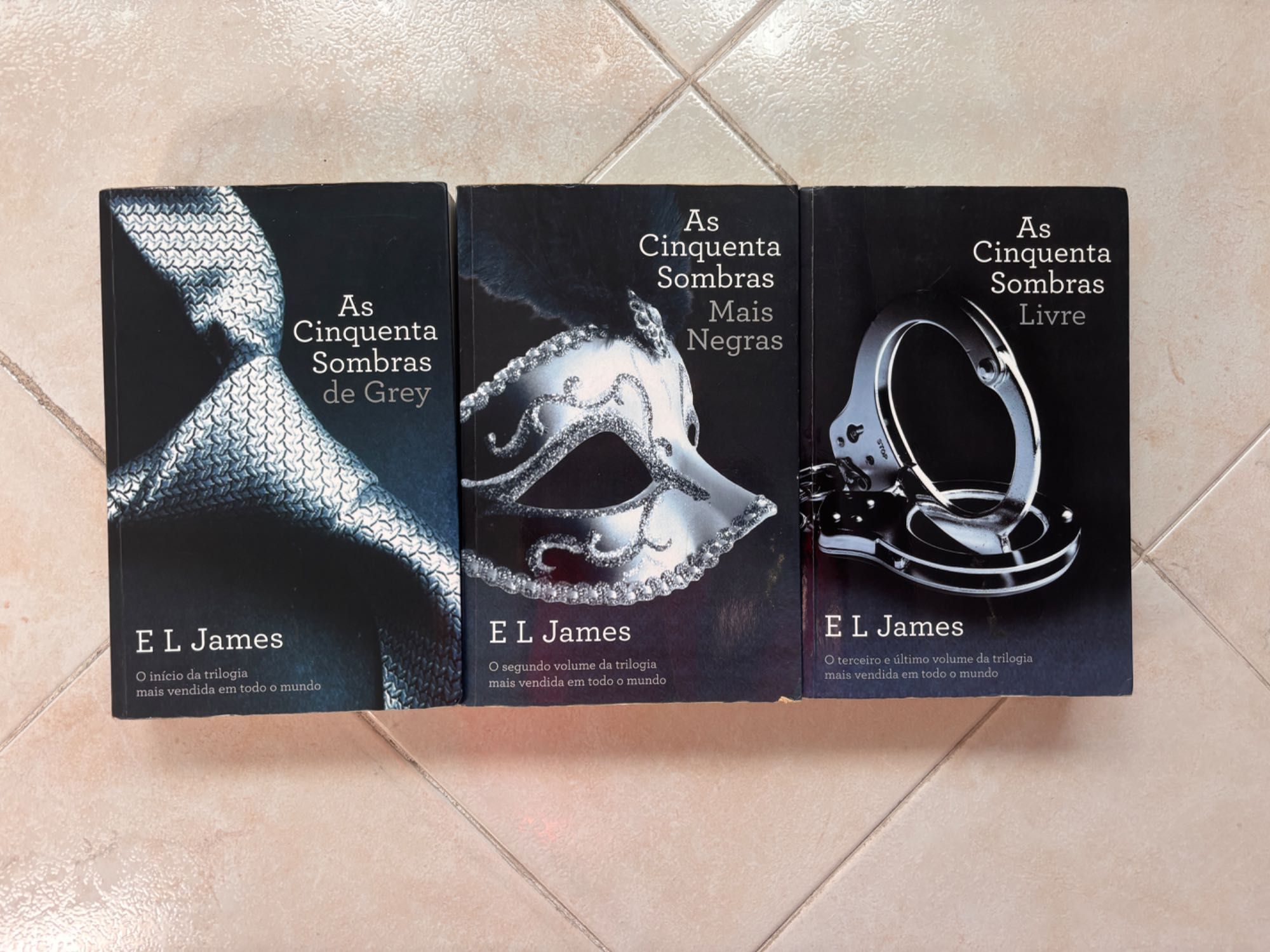 Saga 50 Sombras de Grey - preço individual
