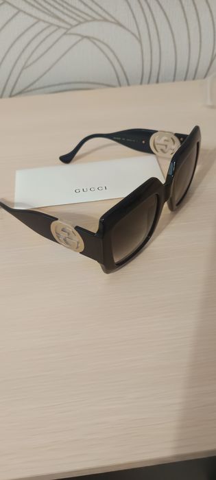 Продам Оригинальные очки GUCCI очень классные очки