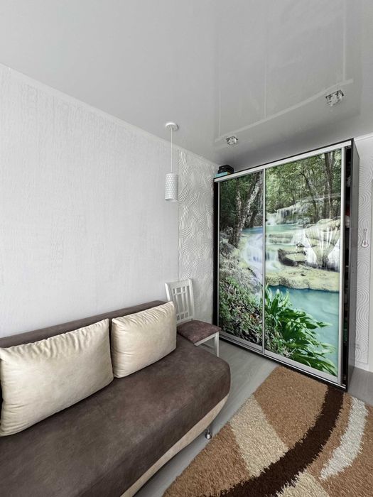 Продам 2- комн. квартиру с ремонтом в 56 Жемчужине на Таирова