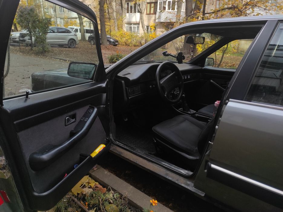 Audi 100 C3 2.3 бензин