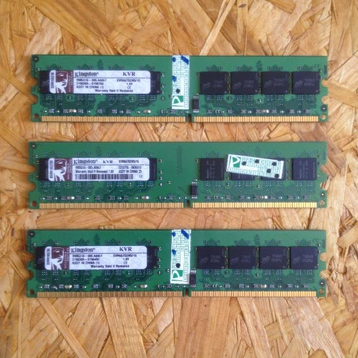 Kingston DDR2 1GB 667MHz KVR667D2N5/1G - 3 sztuki