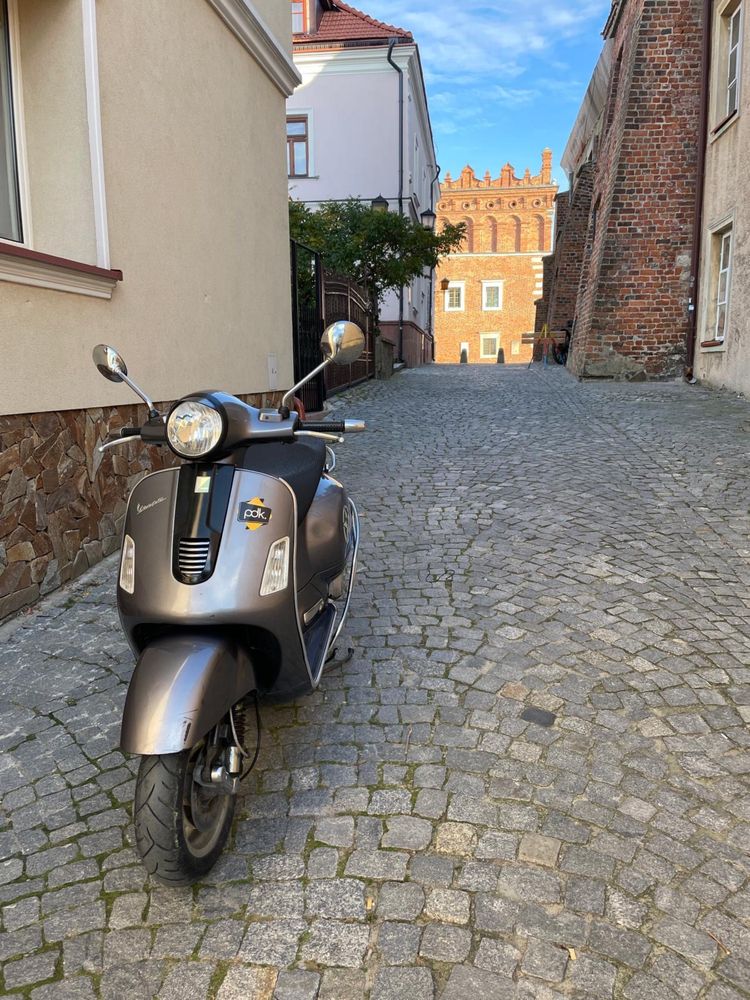 Vespa GTS 200 Piaggio GT