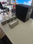 Subwoofer Canton z głośnikami