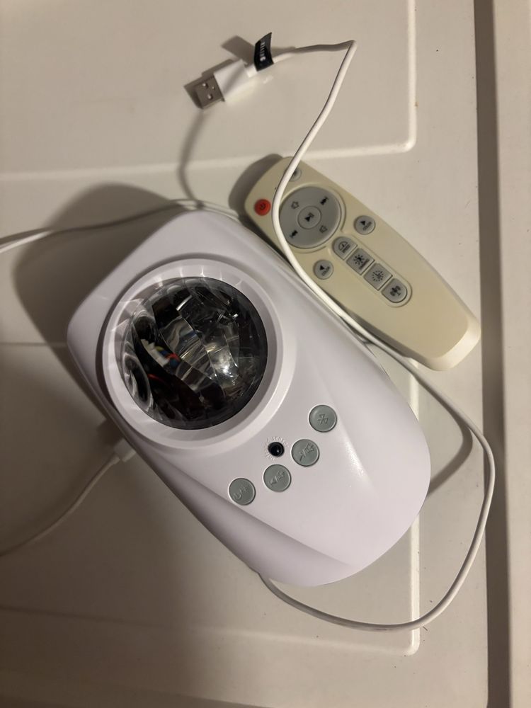Lampka projektor gwiazd