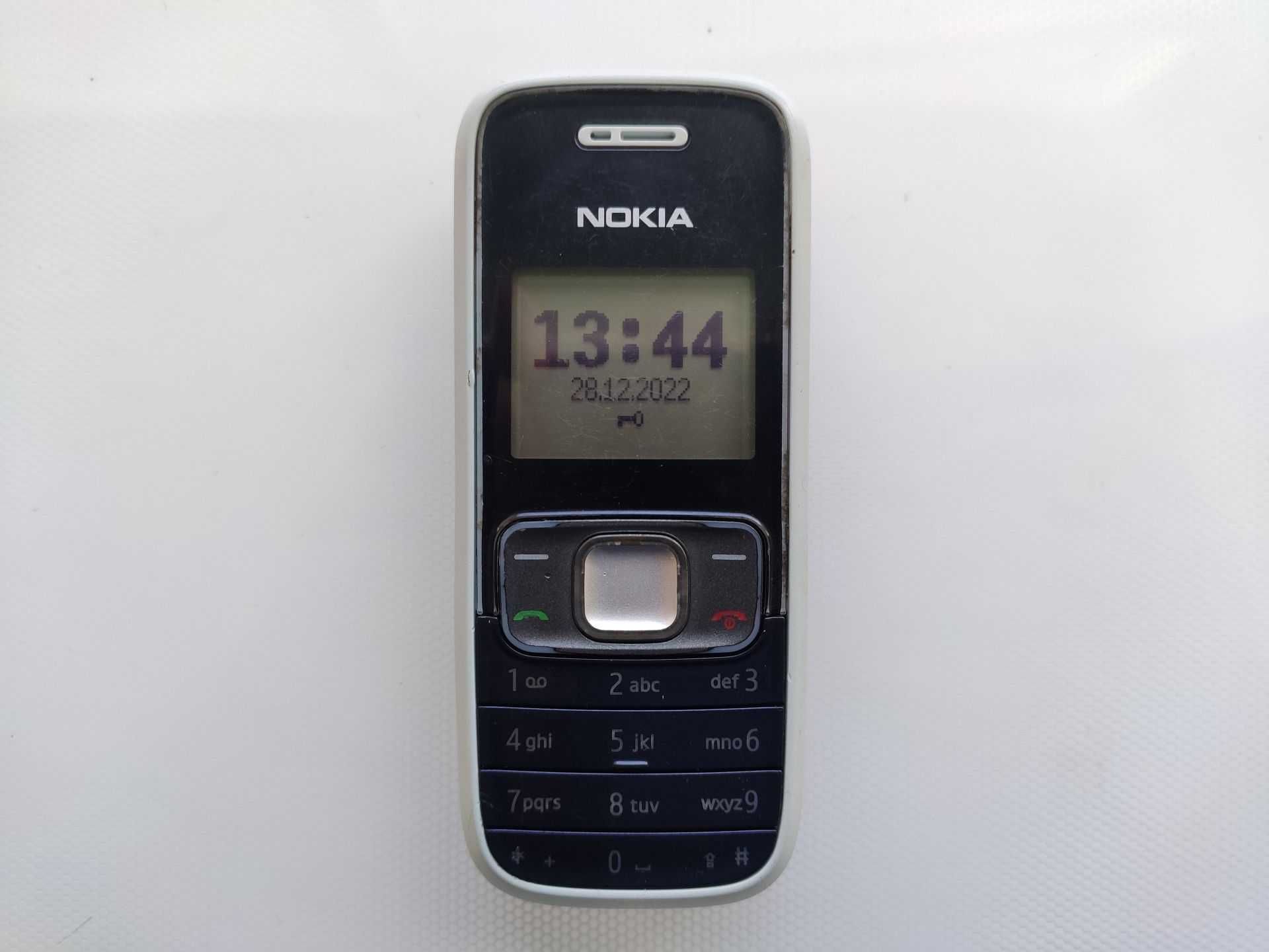 Мобільний телефон Nokia 1200