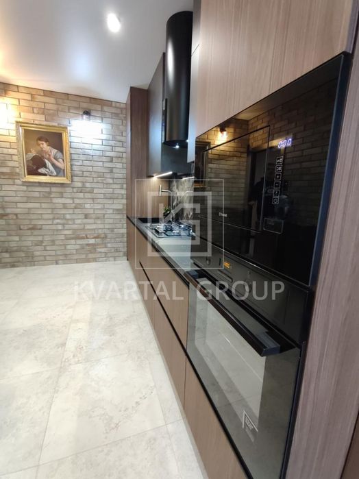 Дизайнерська 1к квартира  біля Центрального парку Ірпеня