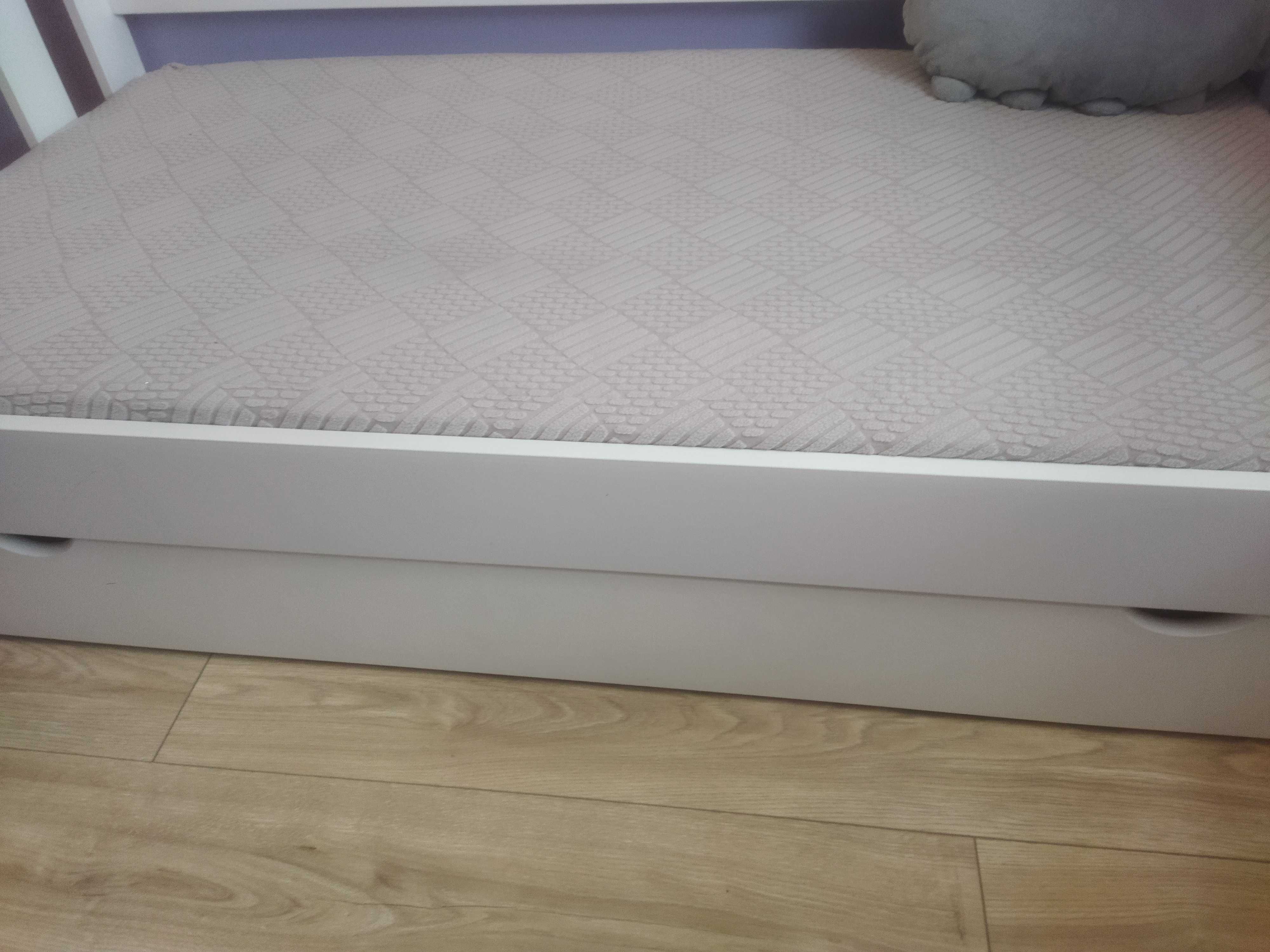 Łóżko dziecięce białe 140cm BD stan.