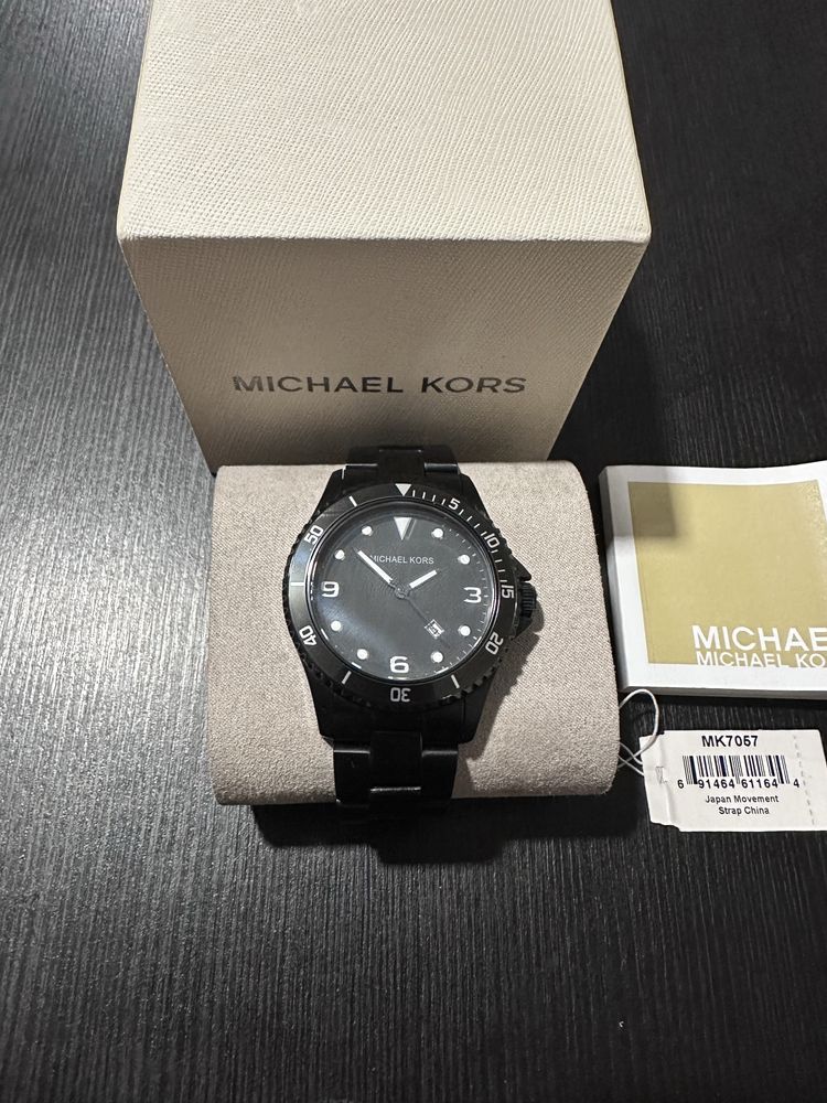 Michael Kors MK7057 - Relógio Masculino Elegante