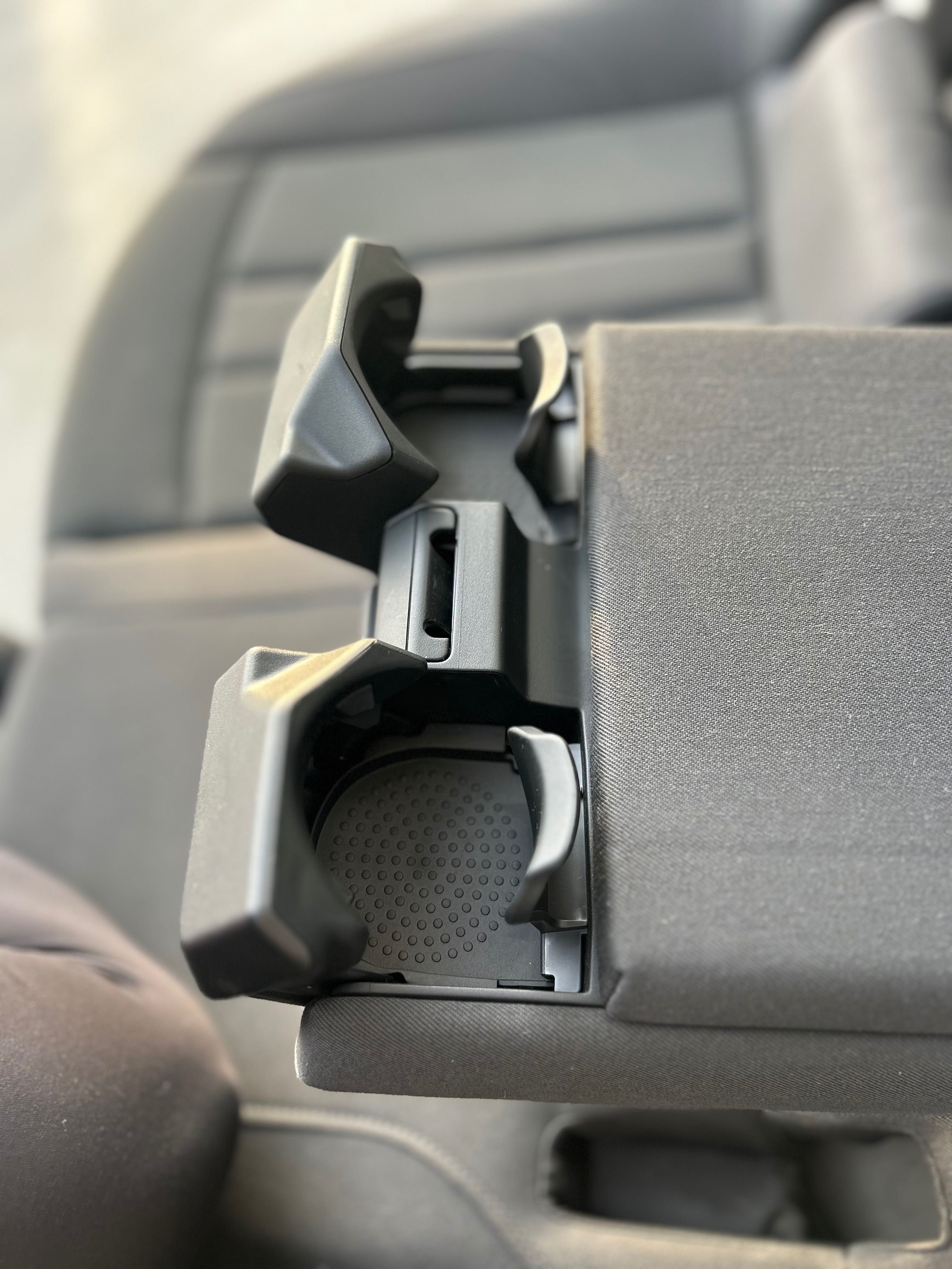 Cubholder podłokietnik tył Audi A4 B9