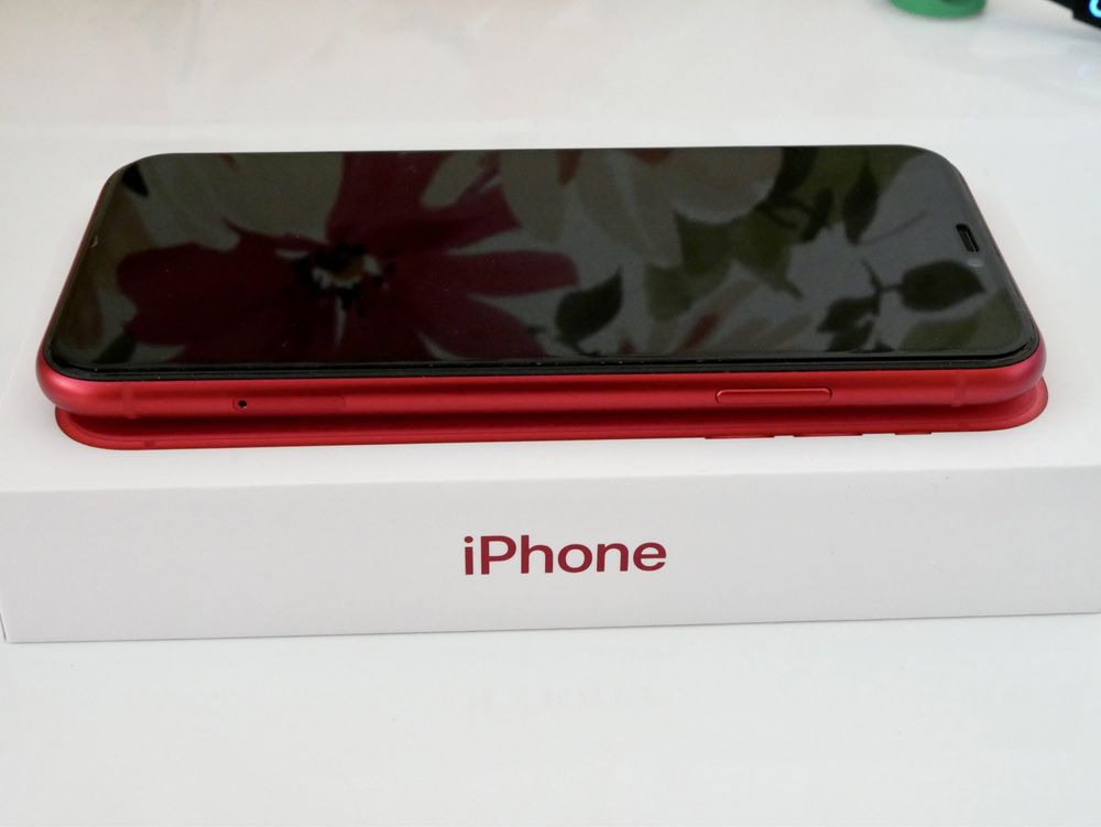 Iphone 11 Product Red офіціал. стан Нового