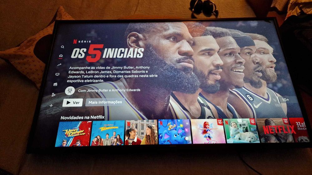 Smart TV 4K 50" HITACHI 50HK5600 com Alexa