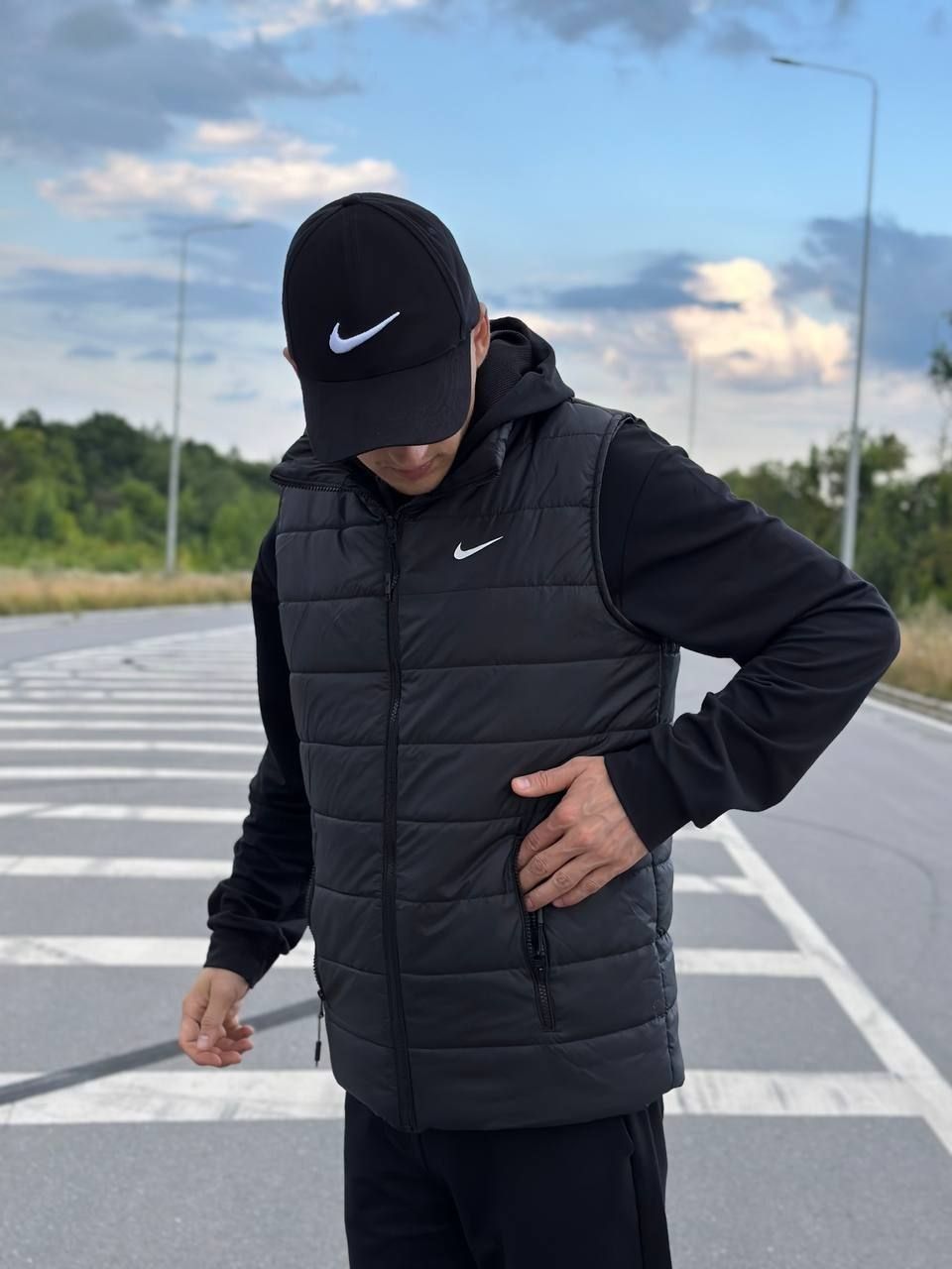 Жилетка Nike чоловіча демісезонна тільки L (175-185 см , 75-82 кг)