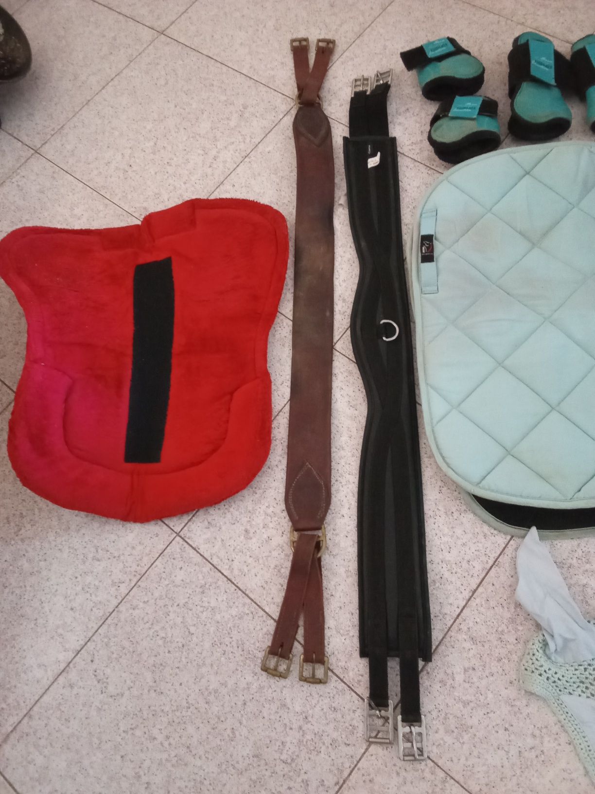 Vendo este material equestre