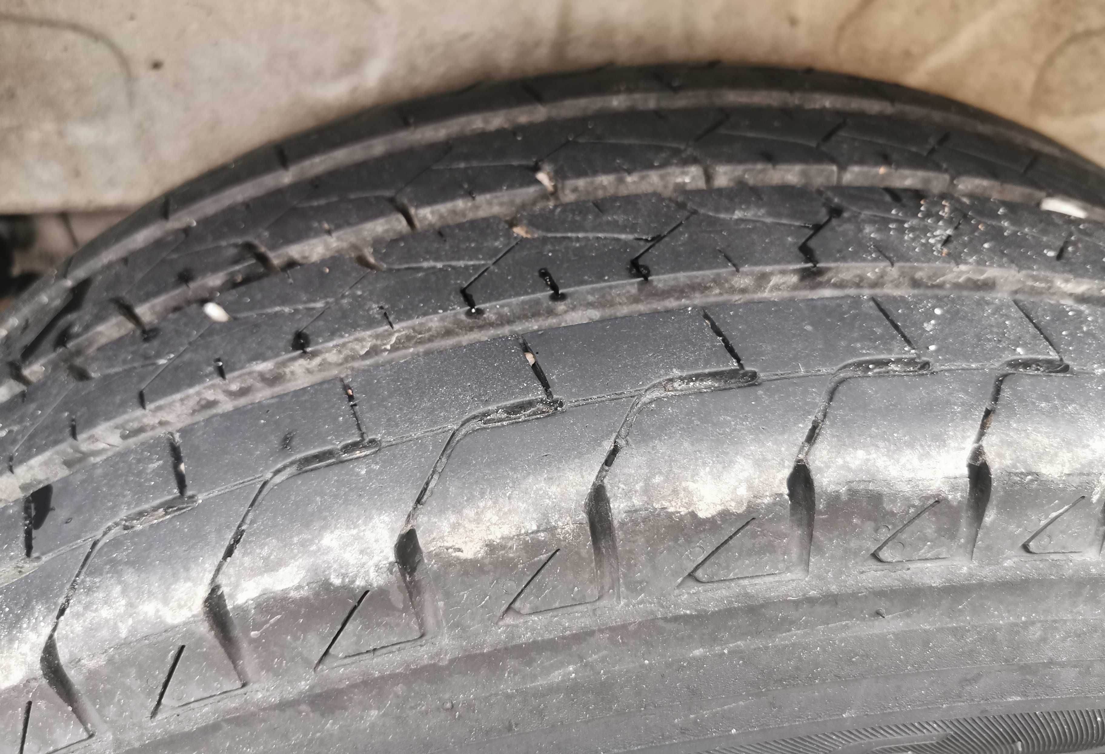 Opony Fiat Ducato - Bridgestone Duravis R660 215/70 R15 109/107 S