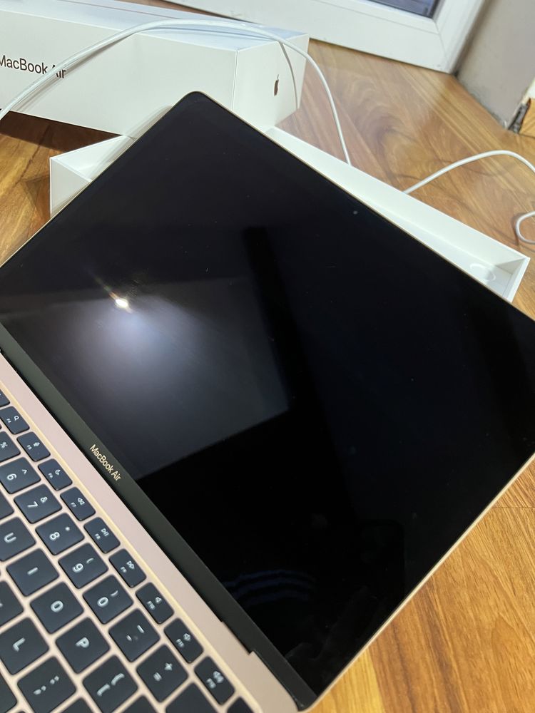 Laptop APPLE MacBook Air 13 M1/8GB/256GB