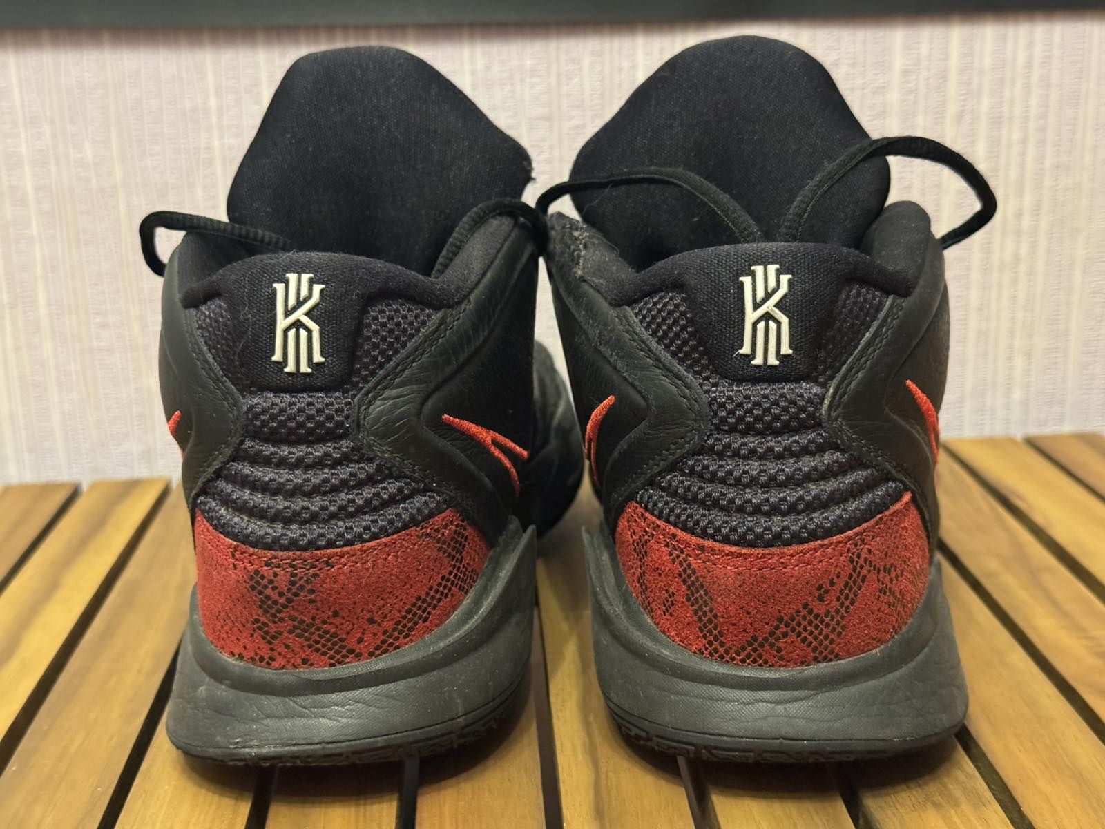Кросівки баскетбольні Nike Kyrie